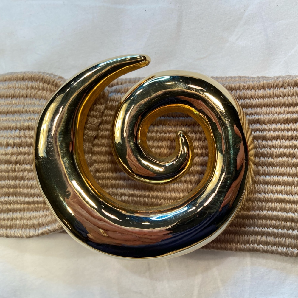 Vintage Gold‎ tone Swirl belt buckle and stretch belt